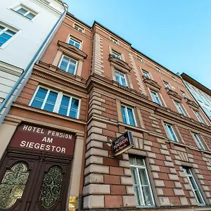 Hotel-pension Am Siegestor 3* Munich