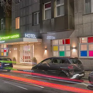 https://wyndham-garden-duesseldorf-city-centre-koenigsallee.dusseldorf-hotel.net