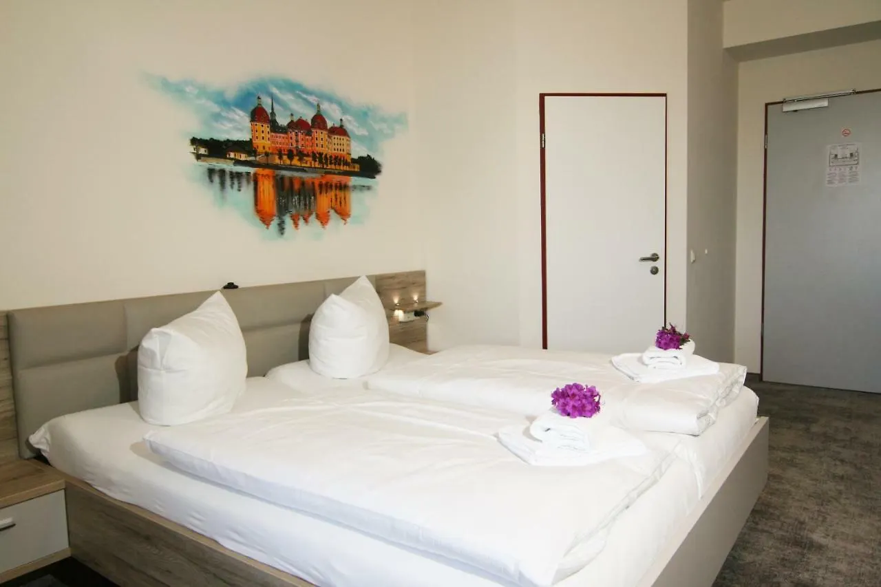 Hotel Am Waldschloesschen - Brauhaus Dresden 3*,  Germany